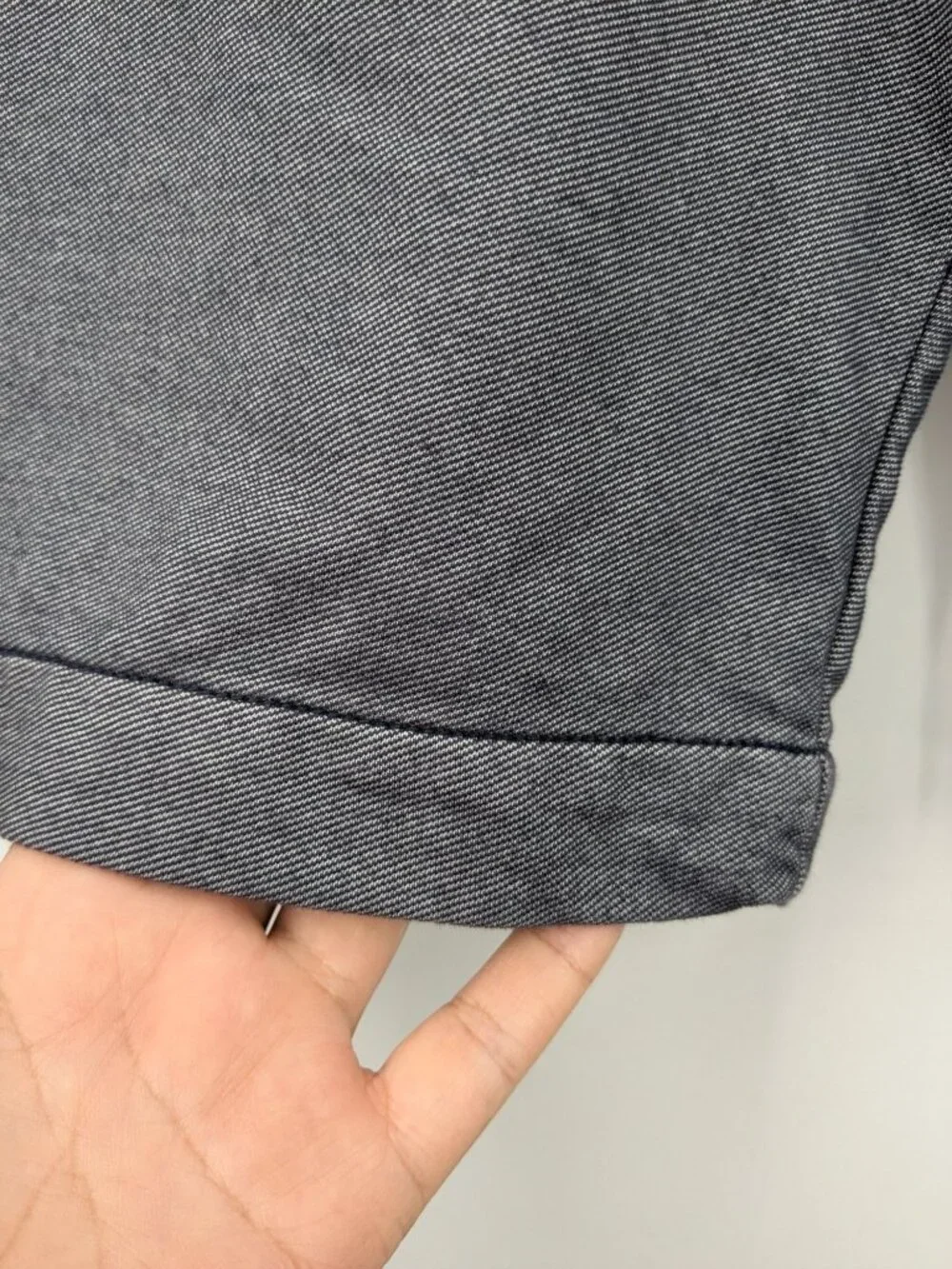 Hasley Knit‎ Chino Shorts Performance Casual Minimalist Preppy Stretch Resort 32